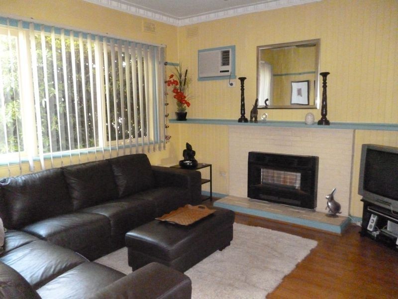 25 Ainsleigh Court, Cranbourne VIC 3977