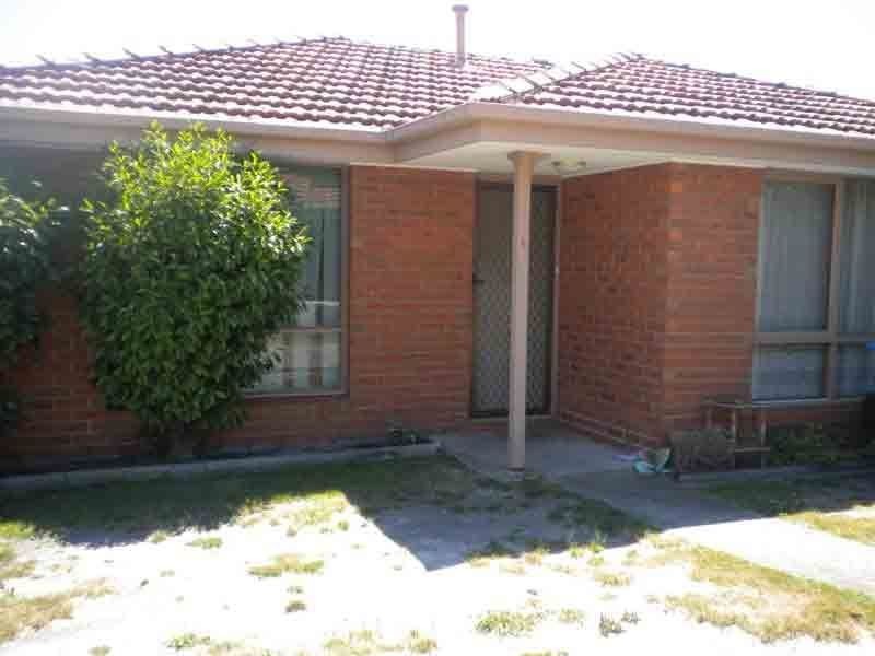 2/5-7 Fairfield Street, Cranbourne VIC 3977