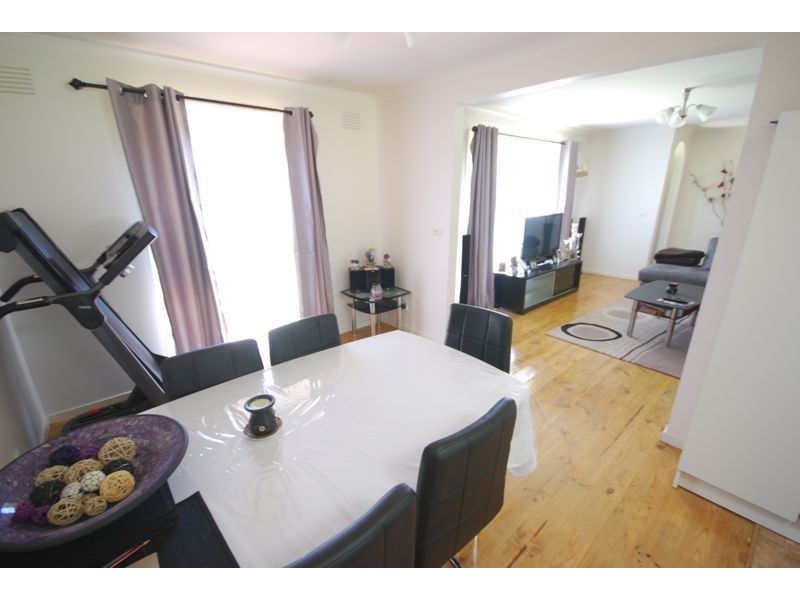 6 Tongola Court, Cranbourne VIC 3977