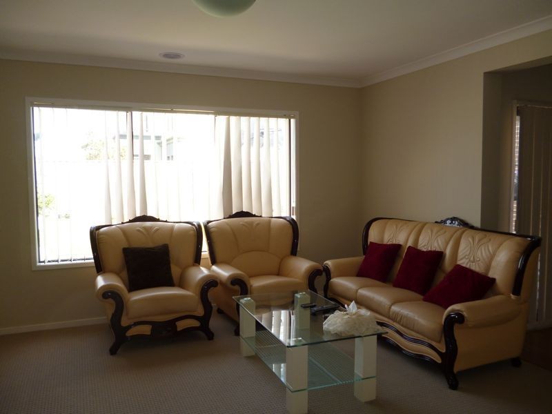 5 Hertford Court, Cranbourne North VIC 3977