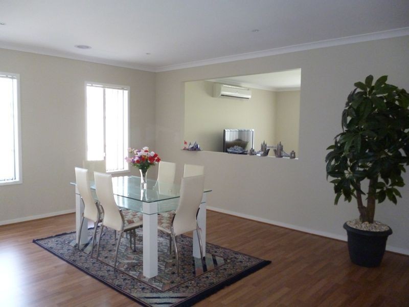 5 Hertford Court, Cranbourne North VIC 3977