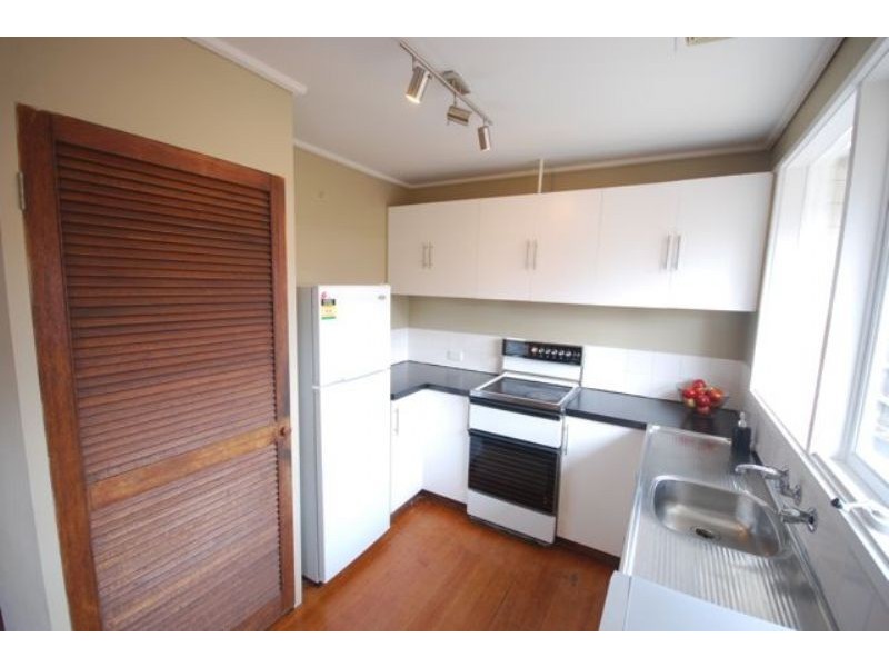 12 Campbell Parade, Cranbourne VIC 3977