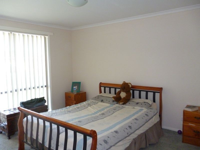 40 Trafalgar Way, Cranbourne East VIC 3977