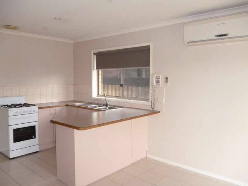 39 Raisell Road, Cranbourne West VIC 3977