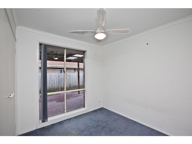 2 Nyah Place, Cranbourne West VIC 3977