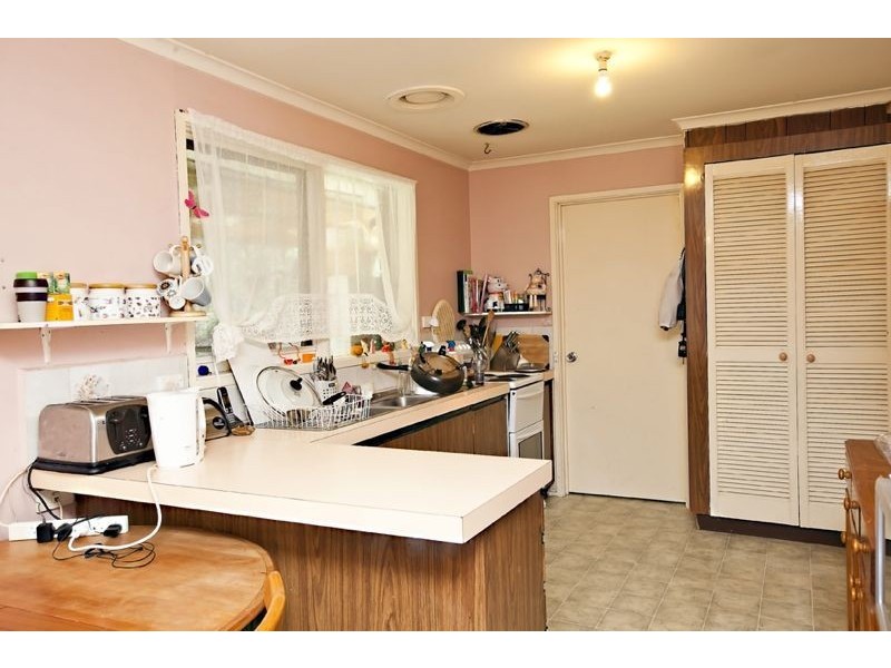 6 Stanley Street, Cranbourne VIC 3977