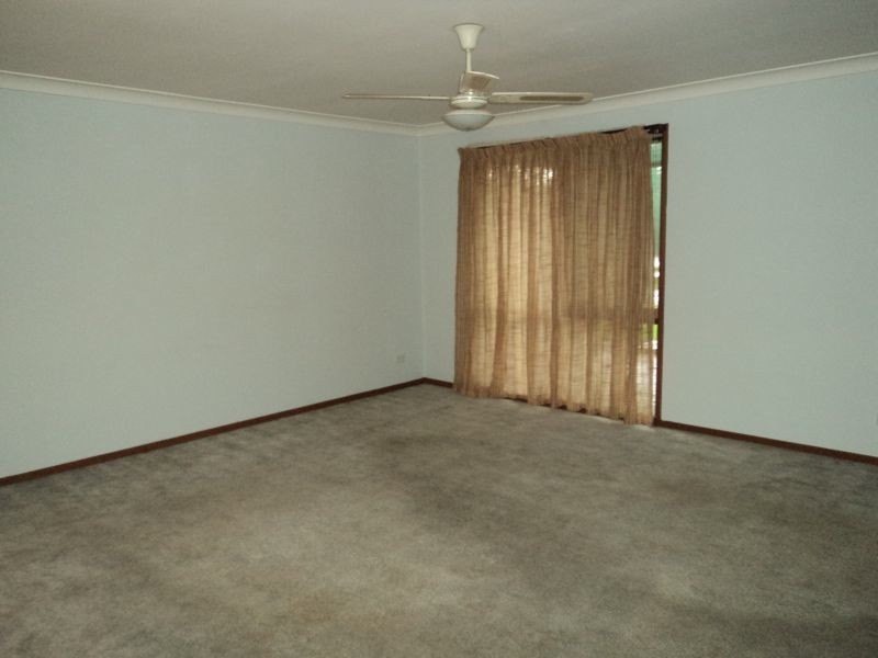 32 Elandra Way, Cranbourne West VIC 3977