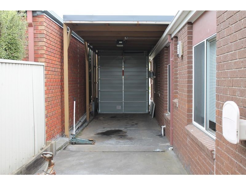3 Aveley Place, Cranbourne East VIC 3977