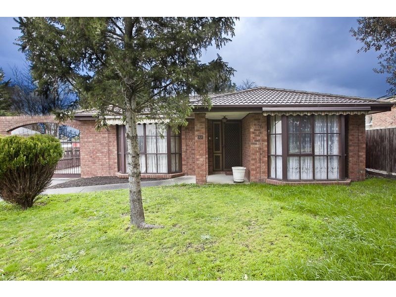 97 Lesdon Avenue, Cranbourne VIC 3977