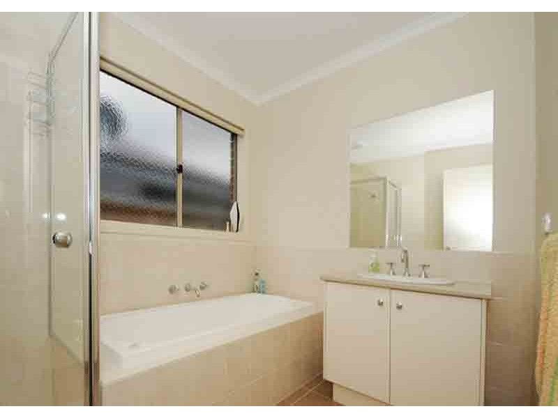 37 Windmill Circuit, Lyndhurst VIC 3975