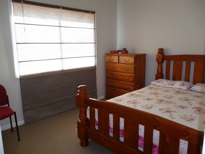 23 Flametree Circuit, Cranbourne VIC 3977