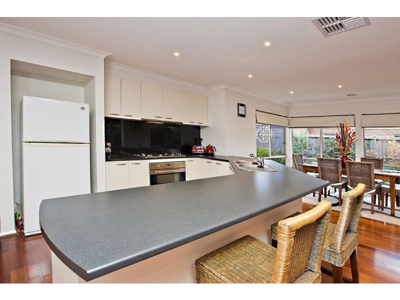 21 Castawellan Street, Lyndhurst VIC 3975