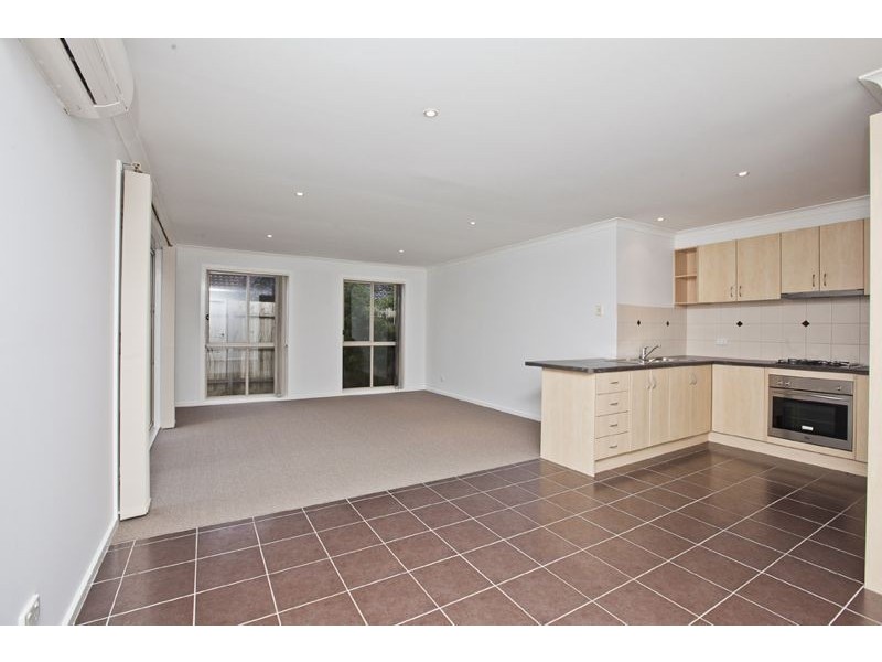 3/3 Walter Street, Cranbourne VIC 3977