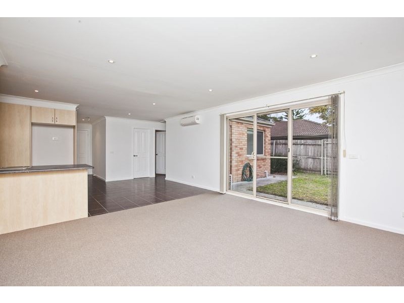 3/3 Walter Street, Cranbourne VIC 3977