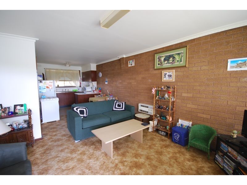 1/8 McLaren Avenue, Cranbourne VIC 3977