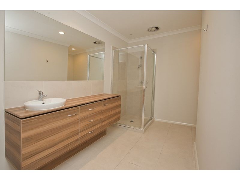 18 Carbine Way, Lyndhurst VIC 3975