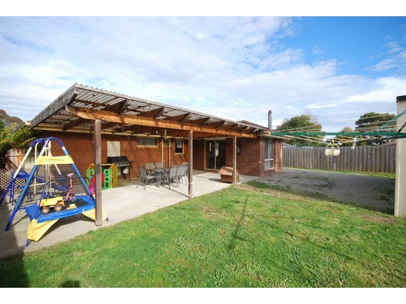 3 Kennedy Court, Cranbourne North VIC 3977