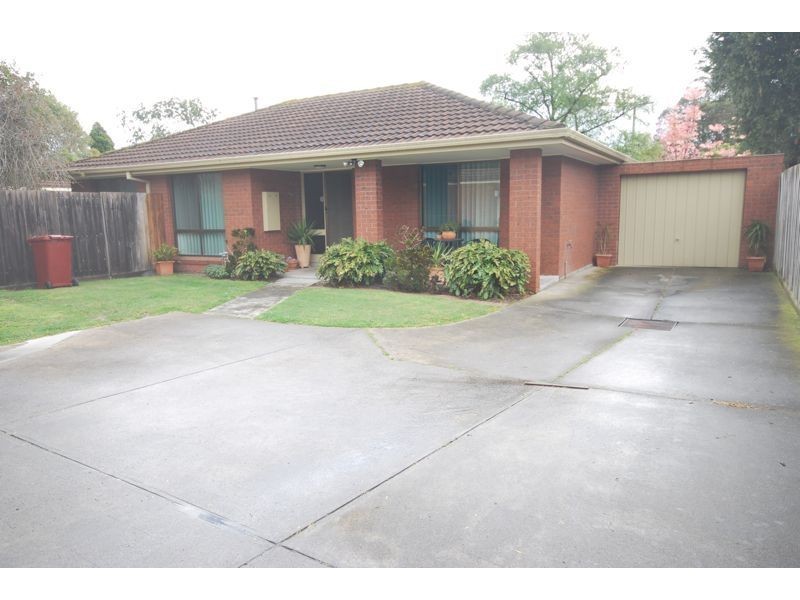 3/11 Tucker Street, Cranbourne VIC 3977