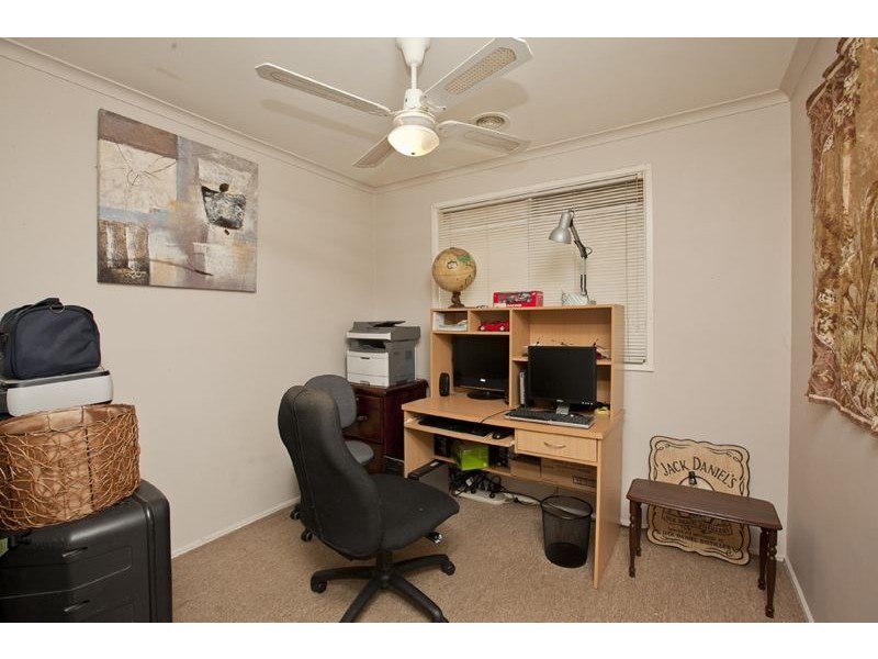 32 Josephine Avenue, Cranbourne North VIC 3977