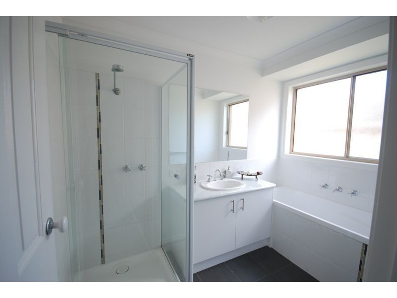 16 Dan Morgan Drive, Cranbourne VIC 3977