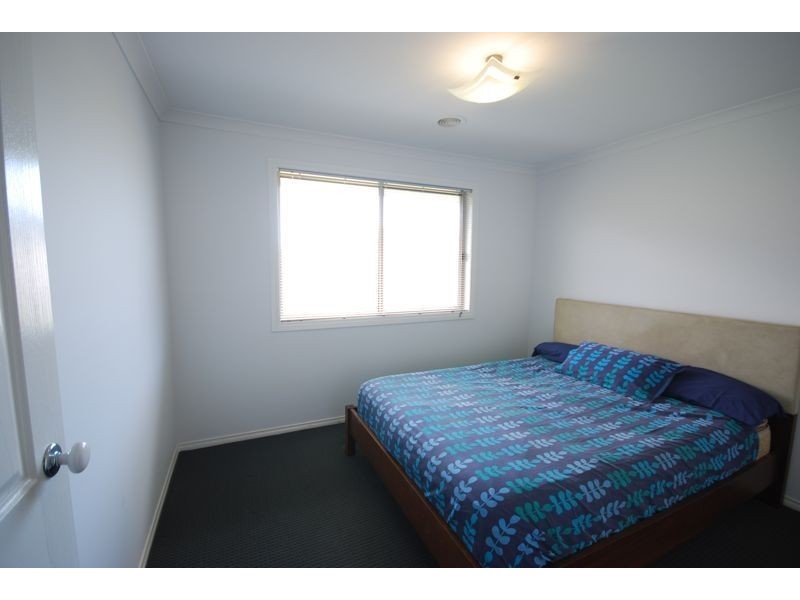 16 Dan Morgan Drive, Cranbourne VIC 3977