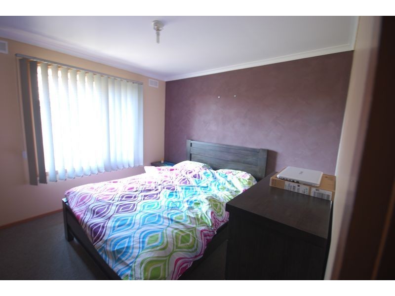 2/2 Fairfield Street, Cranbourne VIC 3977