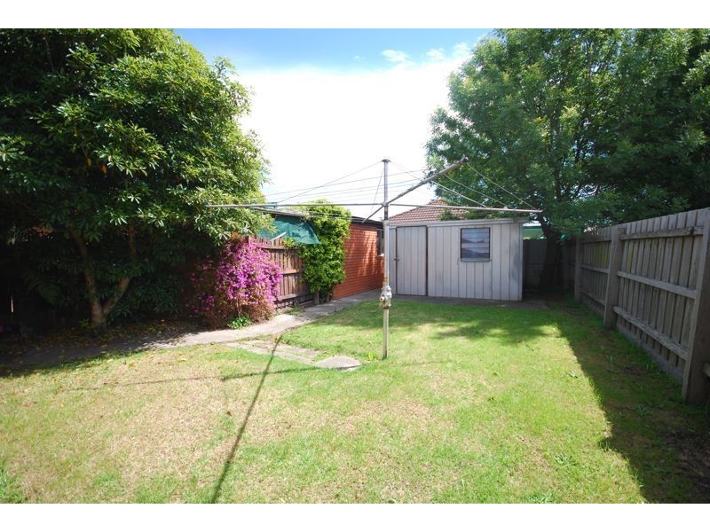 2/181 South Gippsland Highway, Cranbourne VIC 3977