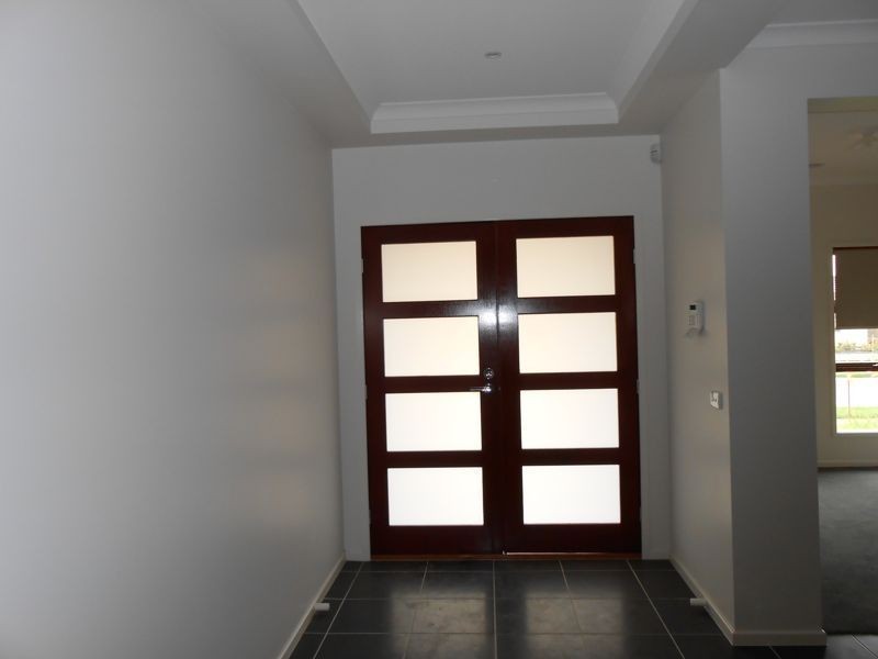 157 Sandhurst Boulevard, Sandhurst VIC 3977