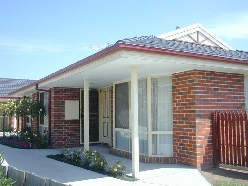 1/33 Terrence Drive, Cranbourne North VIC 3977