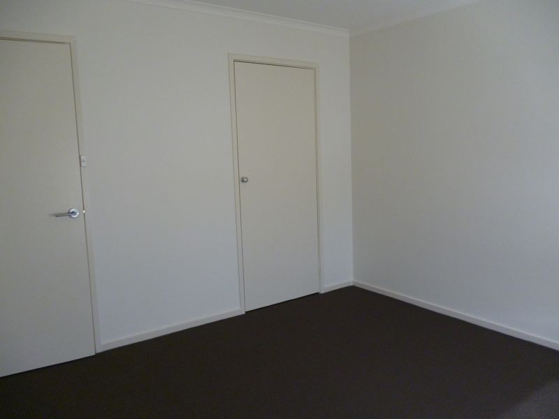 1/23 Bowen Street, Cranbourne VIC 3977
