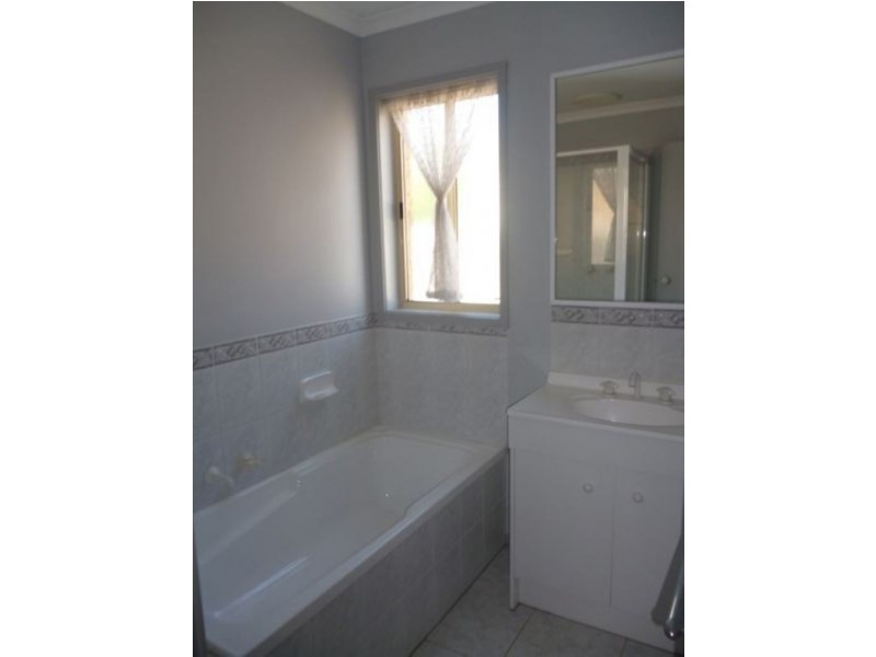 7 Ashton Court, Cranbourne VIC 3977