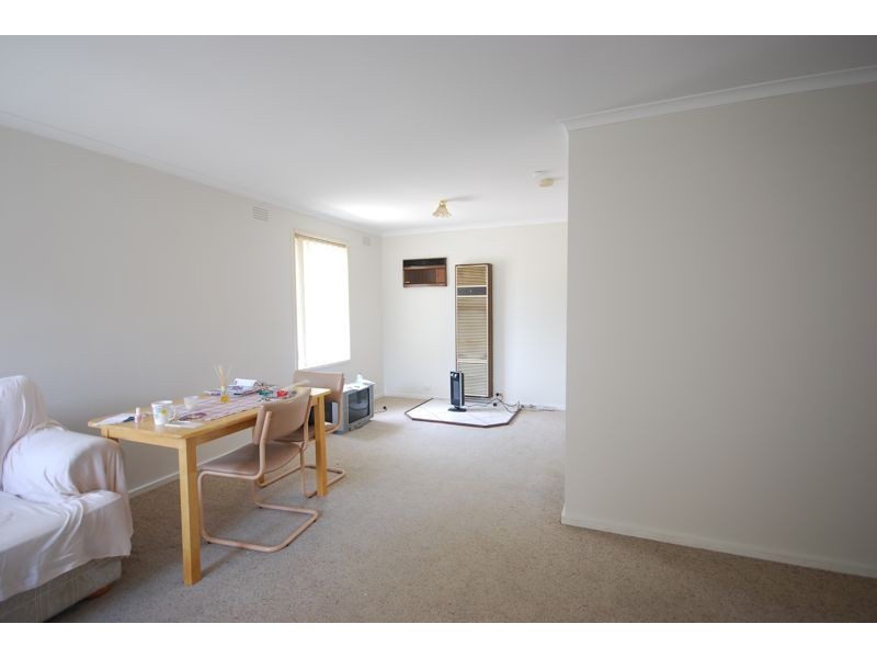 27 Lorna Street, Cranbourne VIC 3977