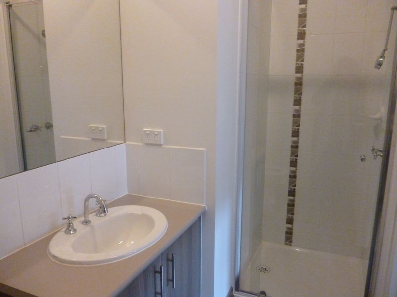 4 Tolpis Lane, Cranbourne North VIC 3977