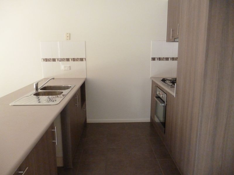 4 Tolpis Lane, Cranbourne North VIC 3977