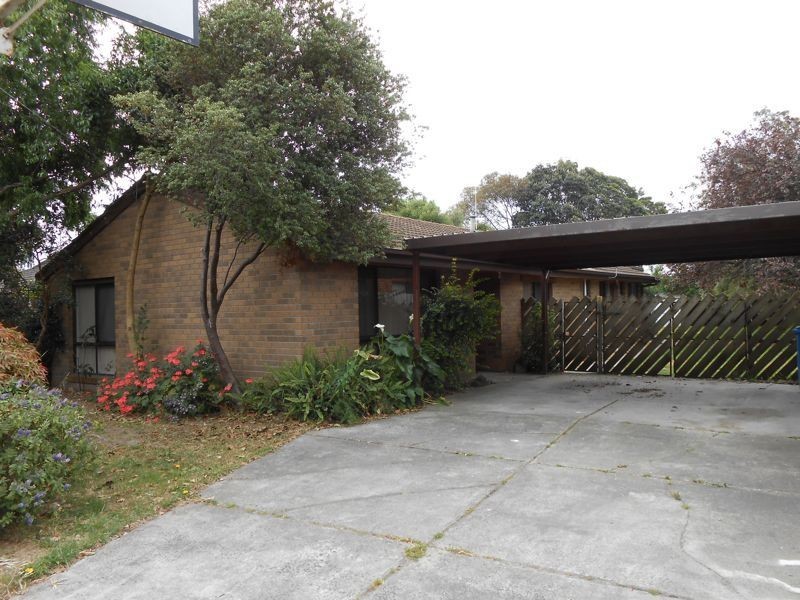 7 Glenwood Court, Cranbourne VIC 3977