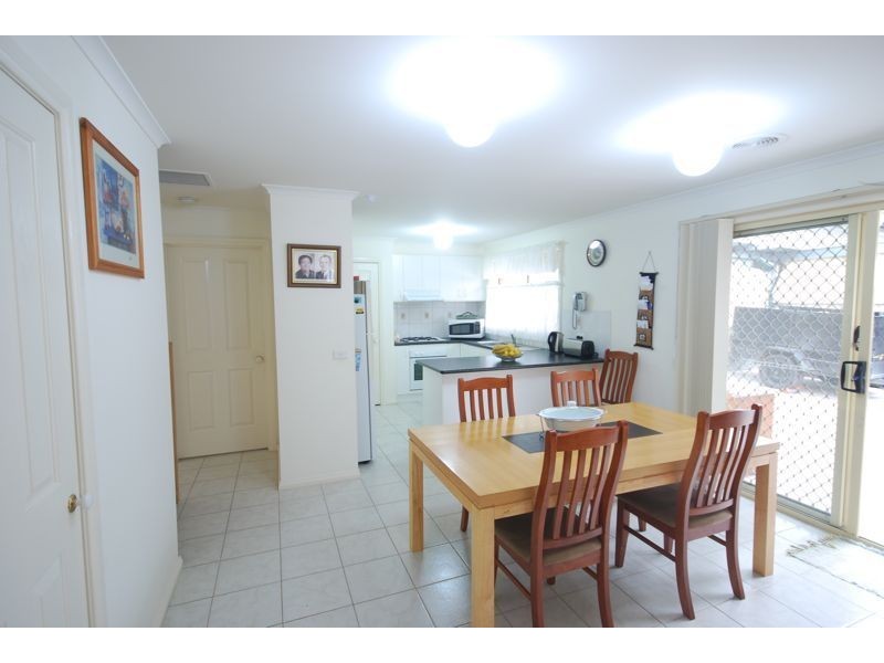 37 Fairhaven Boulevard, Cranbourne West VIC 3977