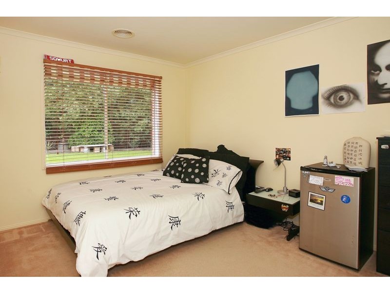 13 Duff Street, Cranbourne VIC 3977