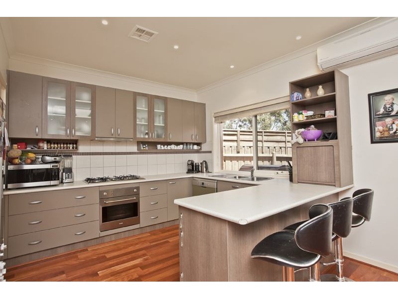 5/55 Sunningdale Crescent, Cranbourne VIC 3977