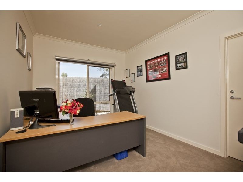 5/55 Sunningdale Crescent, Cranbourne VIC 3977