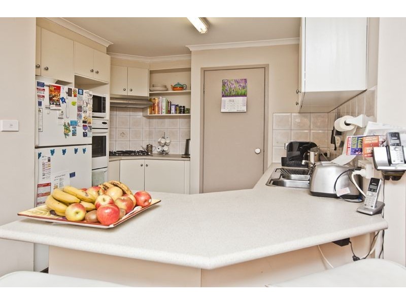 4 Joseph Banks Crescent, Cranbourne VIC 3977