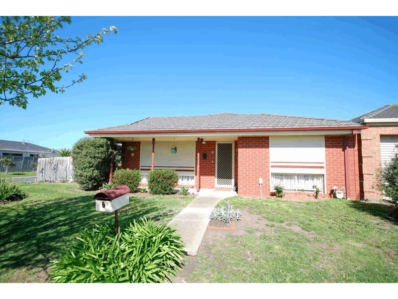 6 Gatwick Court, Cranbourne East VIC 3977