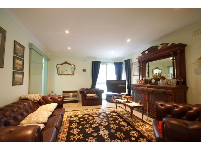 1/28 Latrobe Street, Cranbourne VIC 3977