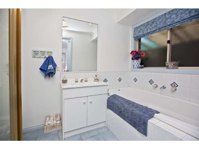 49 Elizabeth Street, Cranbourne North VIC 3977