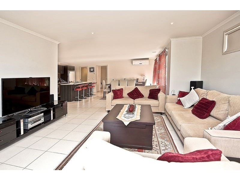 22 Bluemist Circuit, Lyndhurst VIC 3975