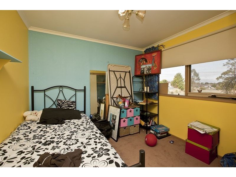 14 Frances Crescent, Cranbourne North VIC 3977