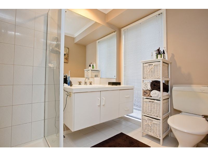 8 Sharne Court, Cranbourne North VIC 3977