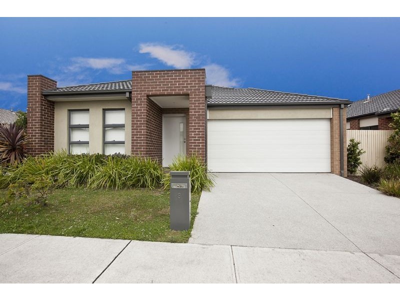6 Black Wattle Way, Cranbourne VIC 3977