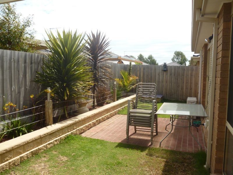 17/95-101 Breens Road, Cranbourne West VIC 3977