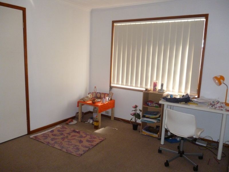 12 Greenock Crescent, Cranbourne East VIC 3977