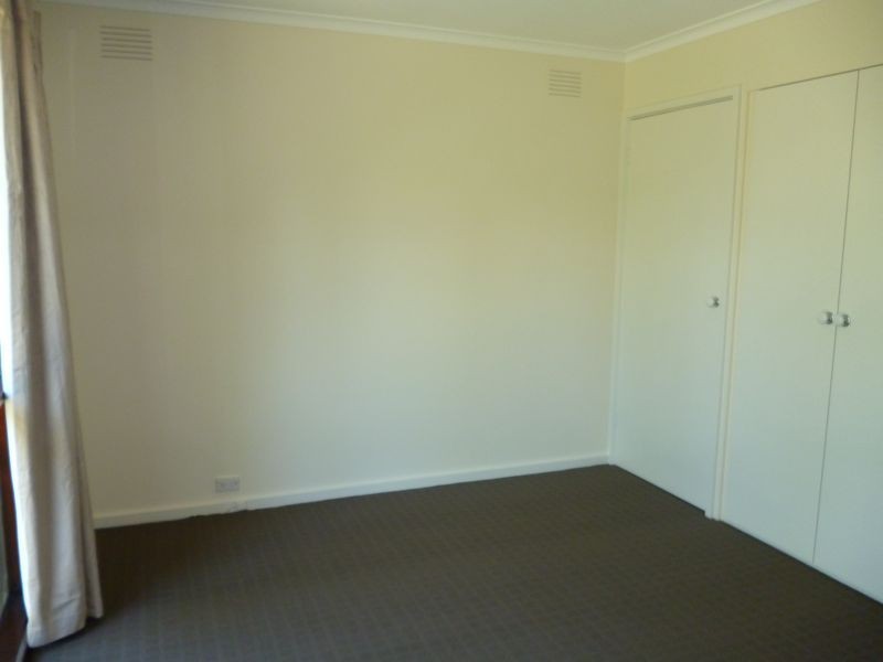 17 Scott Road, Cranbourne South VIC 3977